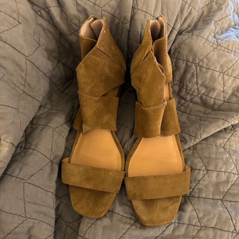 LUCKY BRAND Tammanee green olive brown suede wedge sandal, size 9.5 - Picture 2 of 6